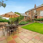 Halls Bank Farm *
